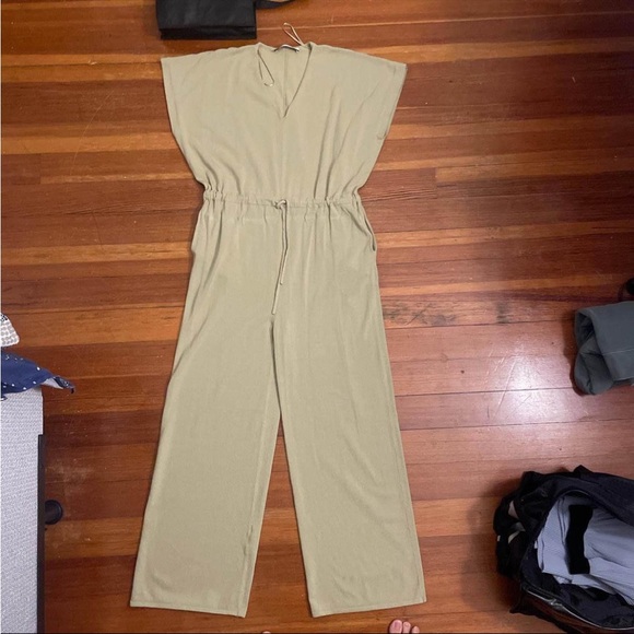 Zara romper - Picture 2 of 2